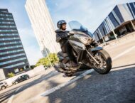 Yamaha XMAX 400 11