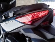 Yamaha XMAX 400 16