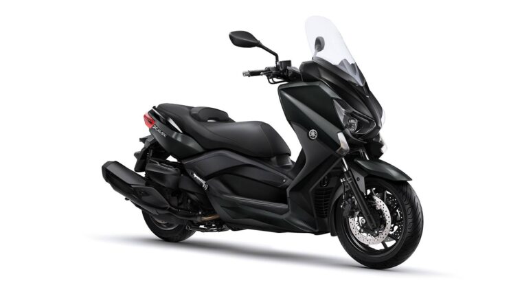 Yamaha-XMAX-400_19