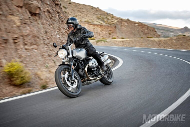 BMW-R-nineT-Scrambler-2016_2