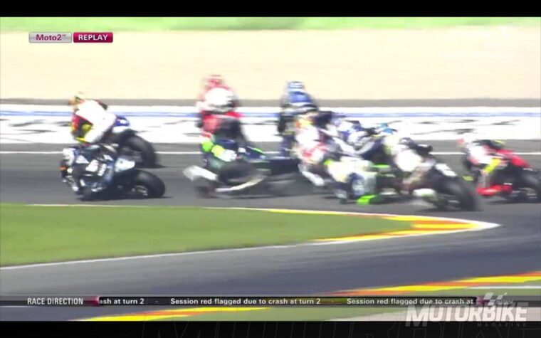 Caida-Salida-Moto2-Valencia-2015-12