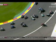 Aparatosa caída provoca la bandera roja en la salida de Moto2 6 Caida Salida Moto2 Valencia 2015 5