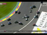 Aparatosa caída provoca la bandera roja en la salida de Moto2 7 Caida Salida Moto2 Valencia 2015 6