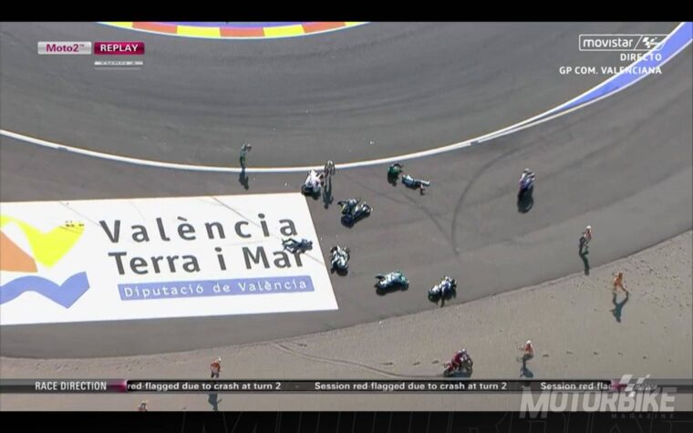 Caida-Salida-Moto2-Valencia-2015-9
