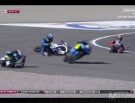 Secuencia de la caída múltiple en la última curva de Valencia en Moto3 15 Caida Vazquez Fenati Antonelli 14