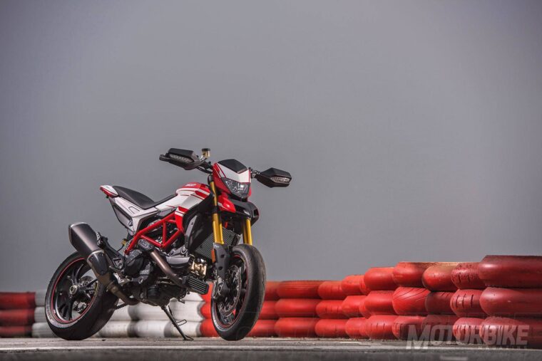 Ducati-2016_Hypermotard-939_5