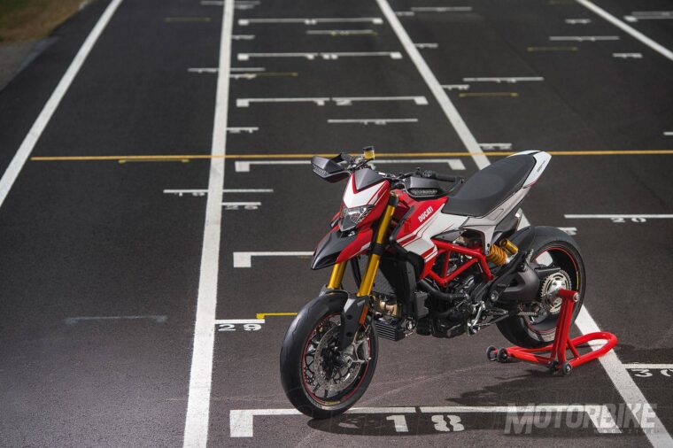 Ducati-2016_Hypermotard-939_6