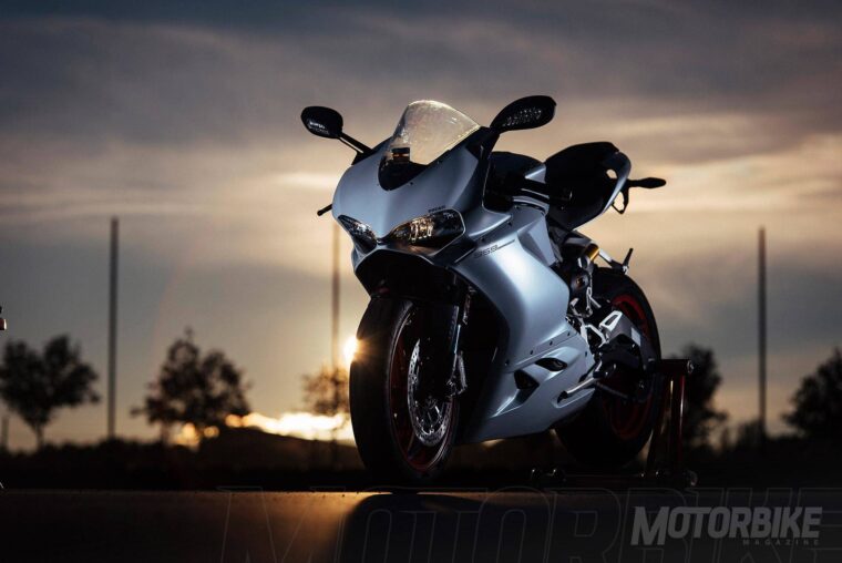 Ducati 959 Panigale 2016 fotos estaticas