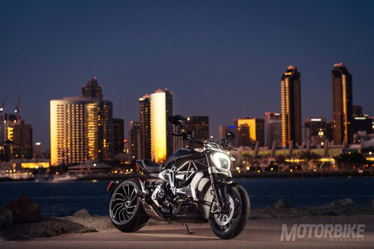 Ducati-XDiavel-2016-abril-07