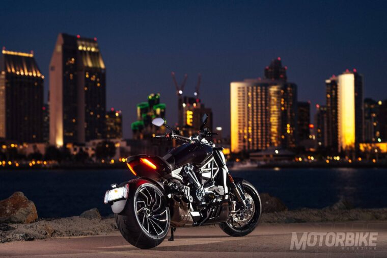 Ducati-XDiavel-2016-abril-08