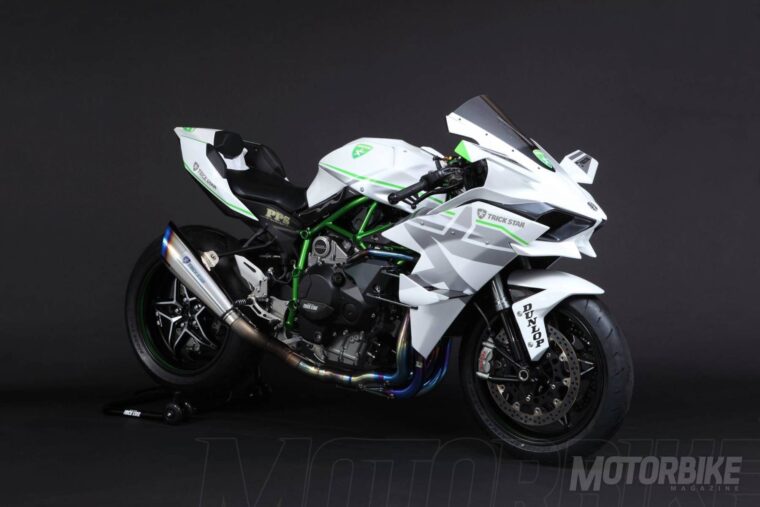 Kawasaki H2R Trick Star