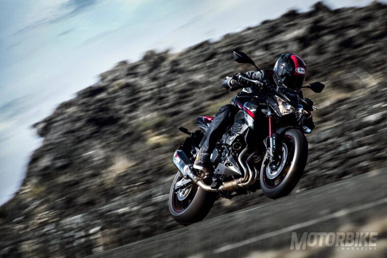 Kawasaki Z800 Sugomi Edition 2016 - Motorbike Magazine