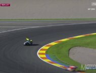 MotoGP Valencia 2015: Caída de Valentino Rossi en la Q2 5 Rossi caida entrenamientos 8