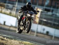 Triumph Speed Triple R 2016: más mortífera que nunca 4 Triumph Speed Triple R 2016 3