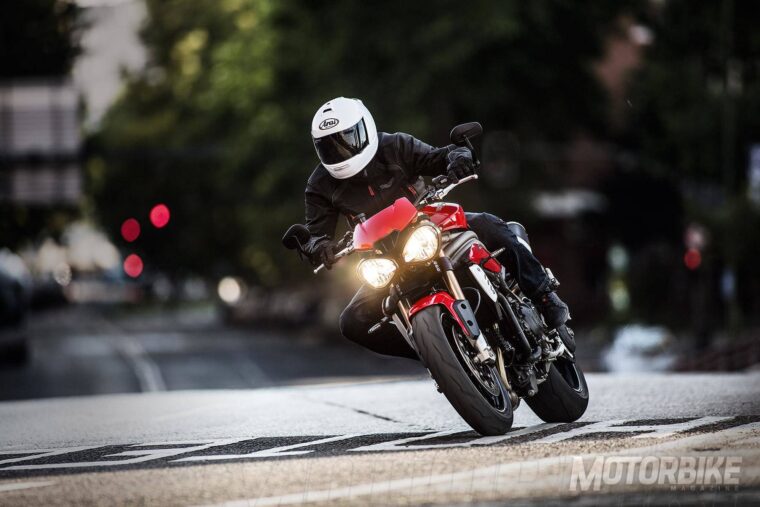 Nueva Triumph Speed Triple S 2016 3 Triumph Speed Triple S 2016 2