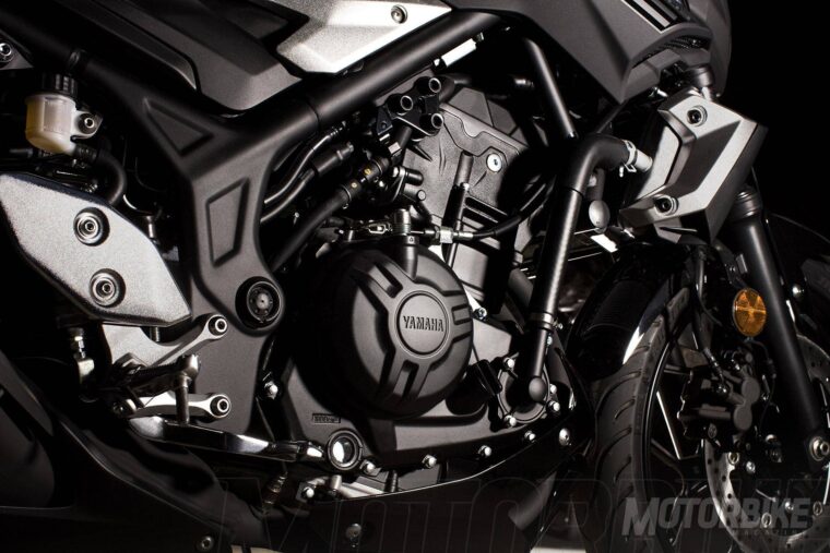 Yamaha-MT-03-2016_7