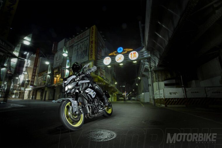 Yamaha MT-10 2016 02