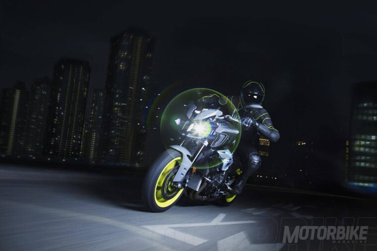 Yamaha MT-10 2016 04