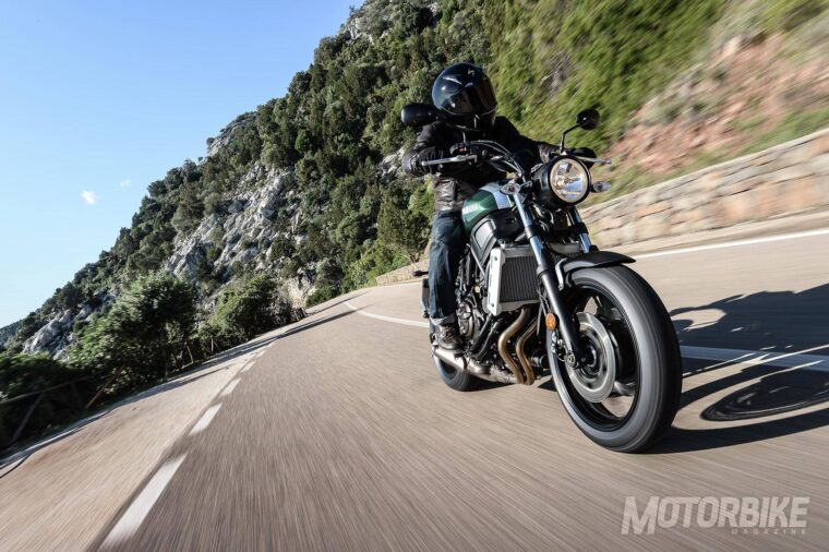 Yamaha XSR 700 2016