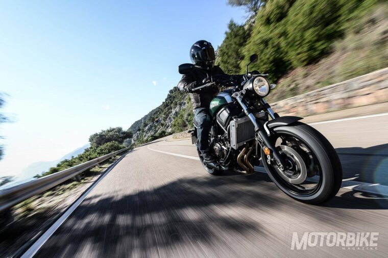 Yamaha XSR 700 2016