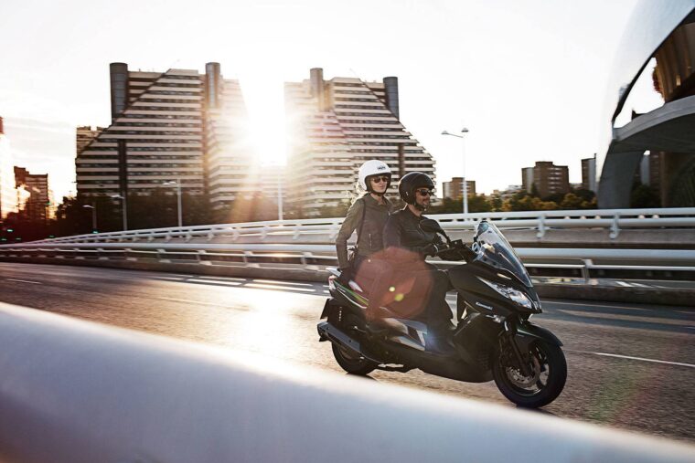 Best5. Las motos más buscadas de 2016 27 kawasaki j125 2016 29