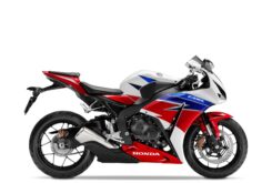 Honda CBR1000RR Fireblade 2015