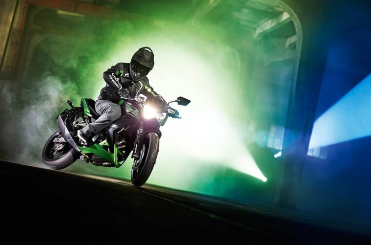 Kawasaki Z300 2015 1 Kawasaki Z300