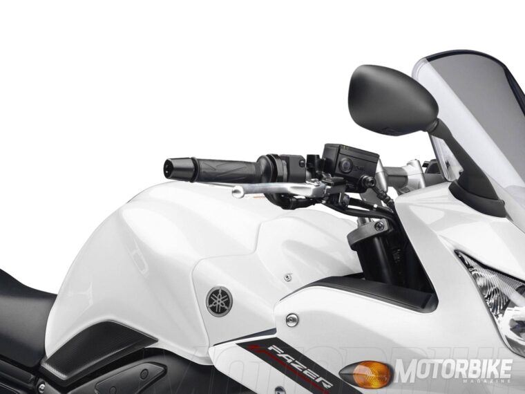 Yamaha-FZ1-Fazer_3