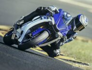 Face to face: Yamaha MT-10 vs Yamaha YZF-R1 9 Yamaha YZF R1 1