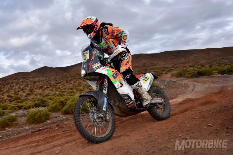 Laia Sanz: «Yo quería seguir. Esto es el Dakar y tiene que ser duro» 2 Dakar 2016 Laia Sanz 4