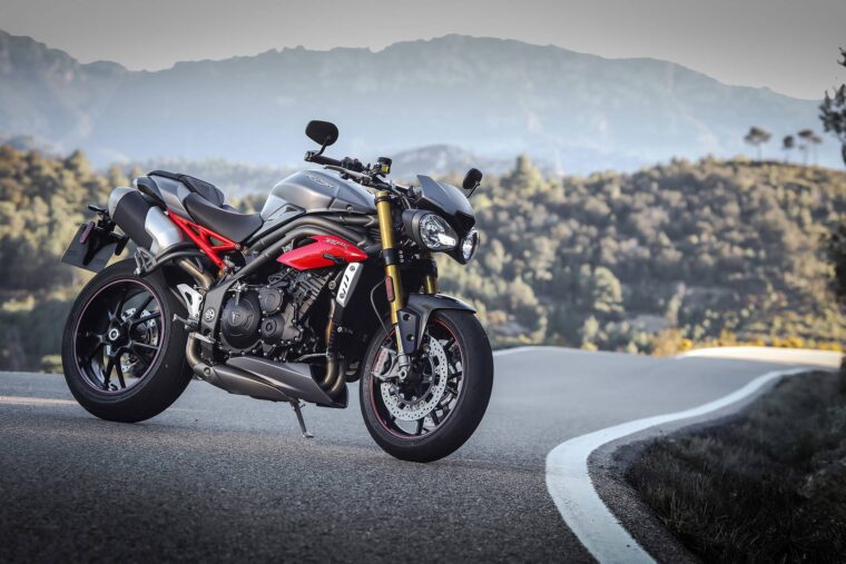 Triumph Speed Triple R 2016