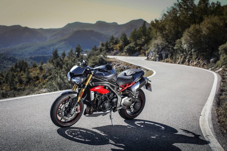 Triumph Speed Triple R 2016