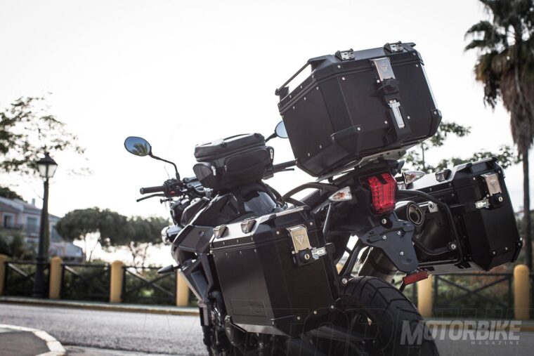 Aventura Triumph promoción