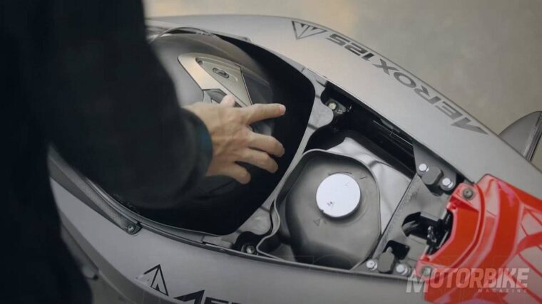 Valentino Rossi Yamaha Aerox 125 LC 2016