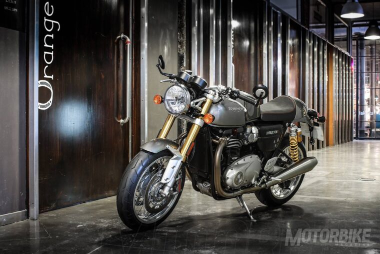 Triumph Thruxto R 2016 004