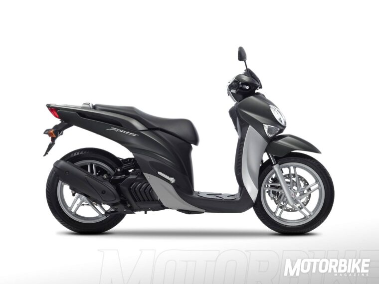 yamaha-xenter-125-01