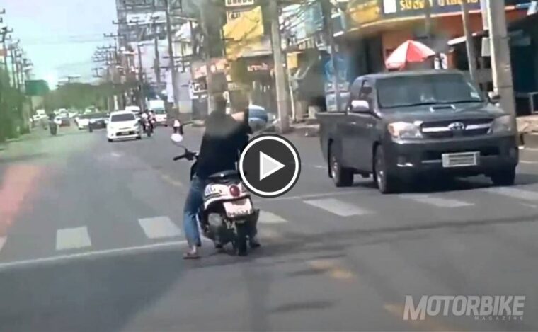 hombre-dormido-scooter