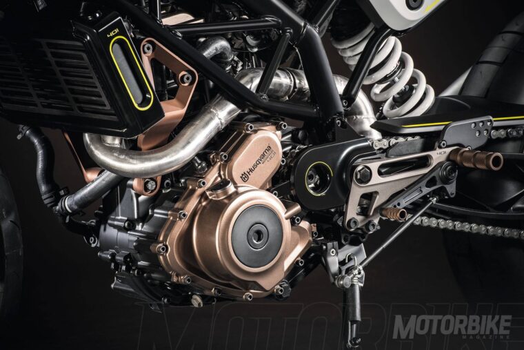 husqvarna-svartpilen-401-30