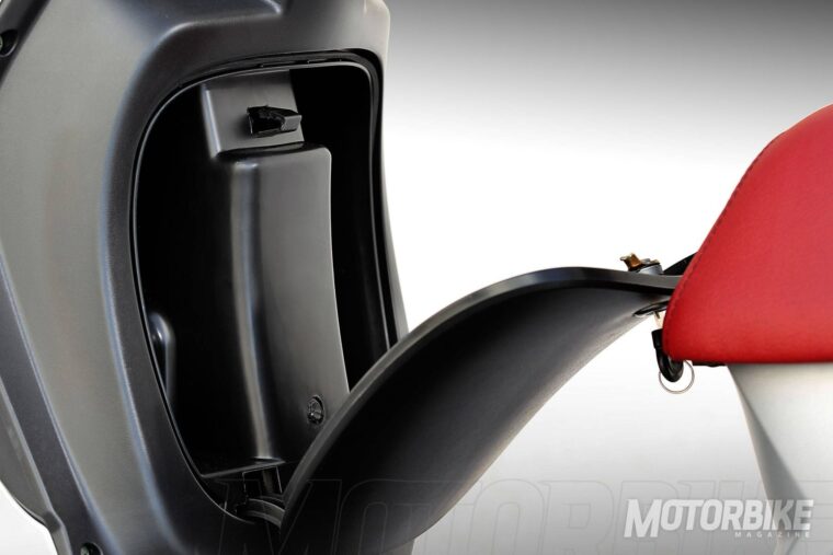 peugeot-tweet-125-evo-16