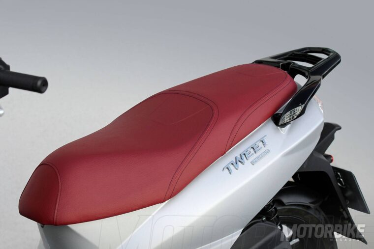 peugeot-tweet-125-evo-18