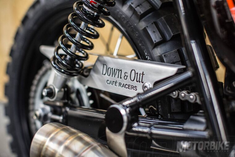 triumph-street-twin-down-and-out-20