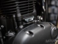 triumph street twin down and out 21