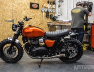 triumph street twin down and out 31