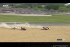 Caída doble de Márquez y Andrea Dovizioso en Le Mans 17 Caida Marc Marquez - GP Francia 2016