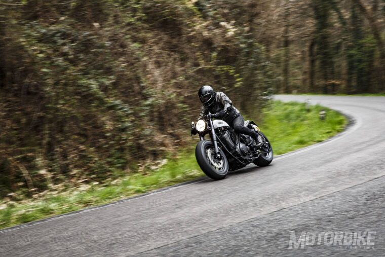 yamaha-xv950-speed-iron06