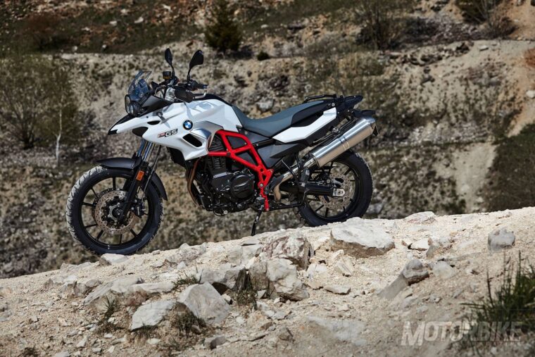 Best 5. Las mejores motos trail A2 limitables de 2017 10 bmw f 700 gs 2017 04
