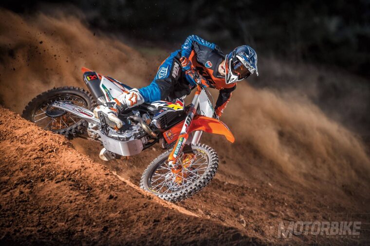 ktm-450-sx-f-2017-06