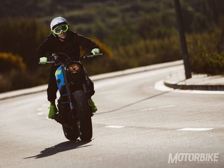 yamaha-xsr700-yard-built-otokomae-ad-hoc-2016-01