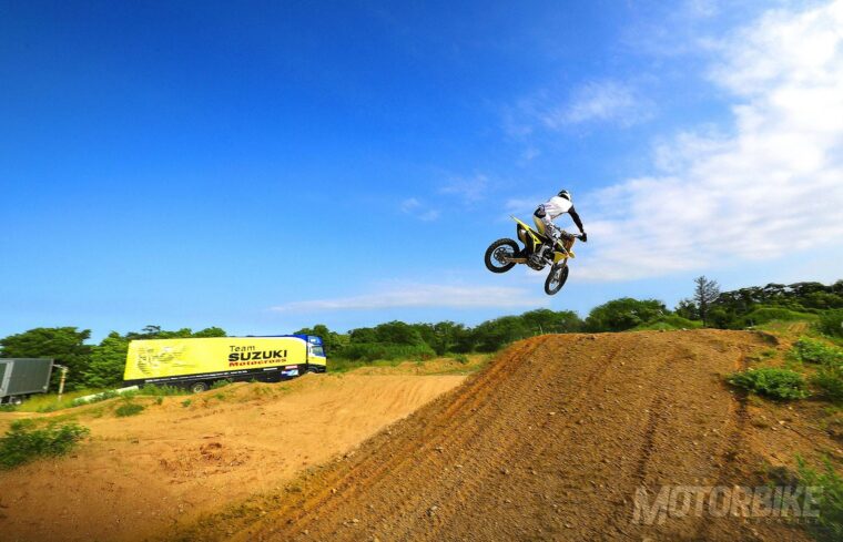 suzuki-rm-z250-2017-03