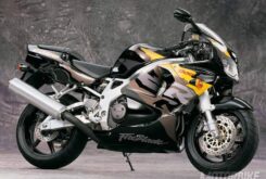 Honda CBR1000RR 2017: 25º aniversario de la Fireblade 9 honda cbr900rr 1996 2